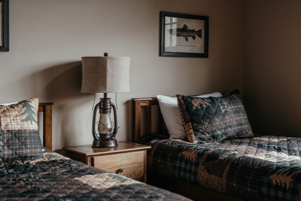 Doppelzimmer mit Arbeitsbereich